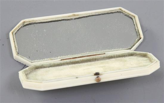 A Regency gold mounted ivory toothpick case, length 3.5in.